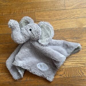 Lovey Lu Elephant - plays lullabies